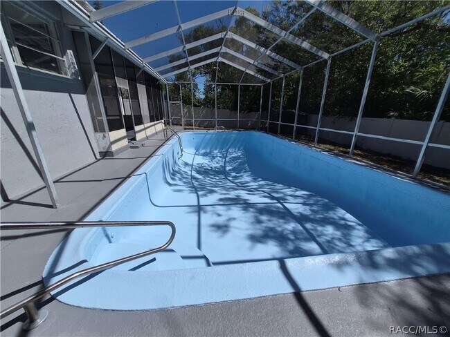 Building Photo - 41 S Lincoln Ave