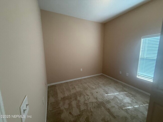 Building Photo - 5150 Playpen Dr