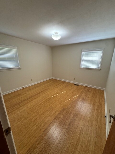 Building Photo - 123 Brightwood Church Rd