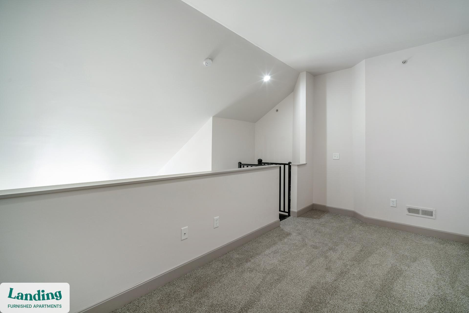 Building Photo - 3010 Eden Ave