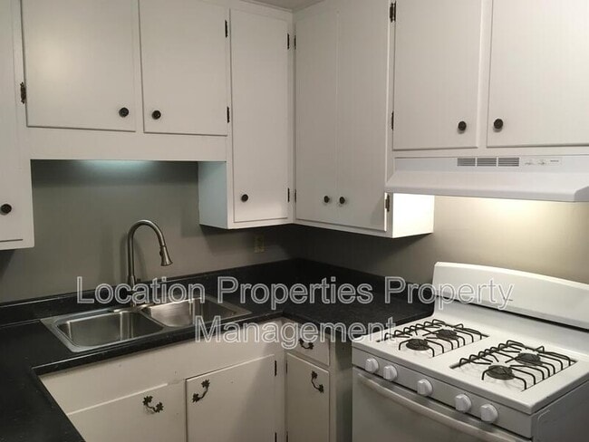 Building Photo - 942 Mississippi St