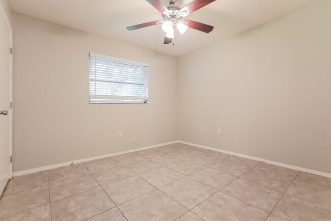 Building Photo - 17145 Urban Ave