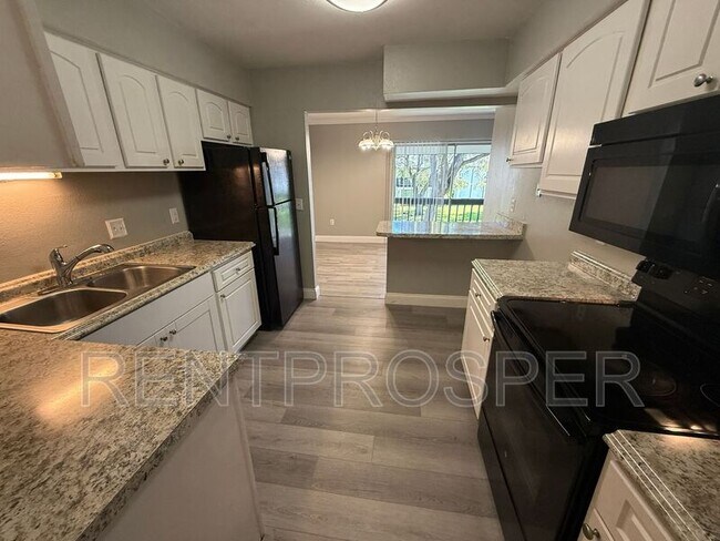 Building Photo - 4305 S Semoran Blvd