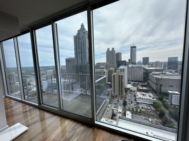 View 1 - 400 W Peachtree St NW