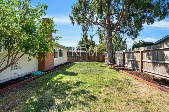 Building Photo - 1735 Kingwood Ave