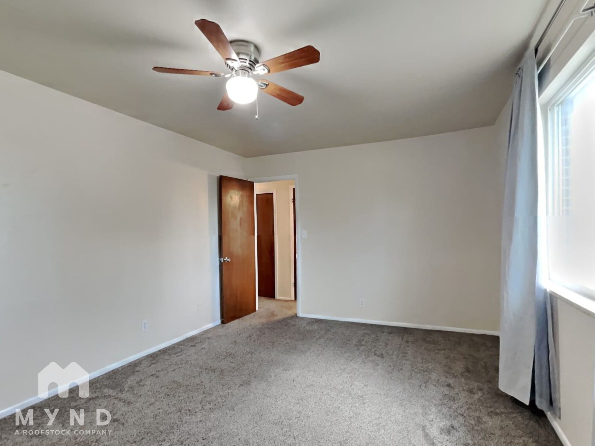 Building Photo - 5390 King Ct