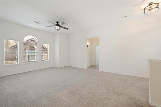 Building Photo - 7086 Richmond Dr