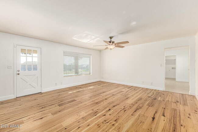 Building Photo - 2421 S 221st Ave