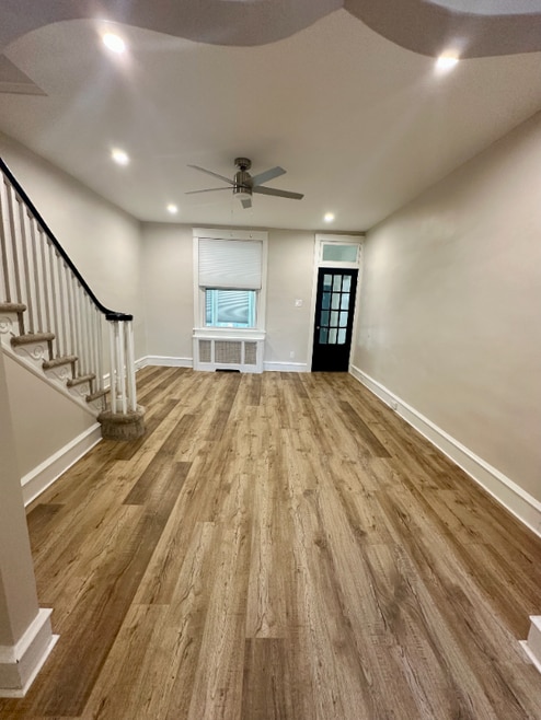 Building Photo - 2750 E Pacific St