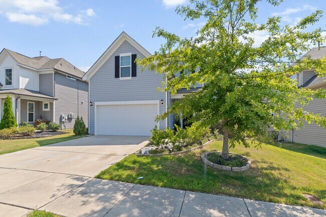 Building Photo - 404 Avery Glenn Way
