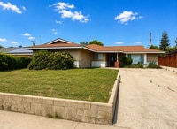 Building Photo - House for Rent!