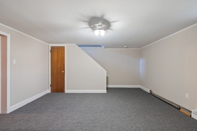 Building Photo - 707 Fairview Ave