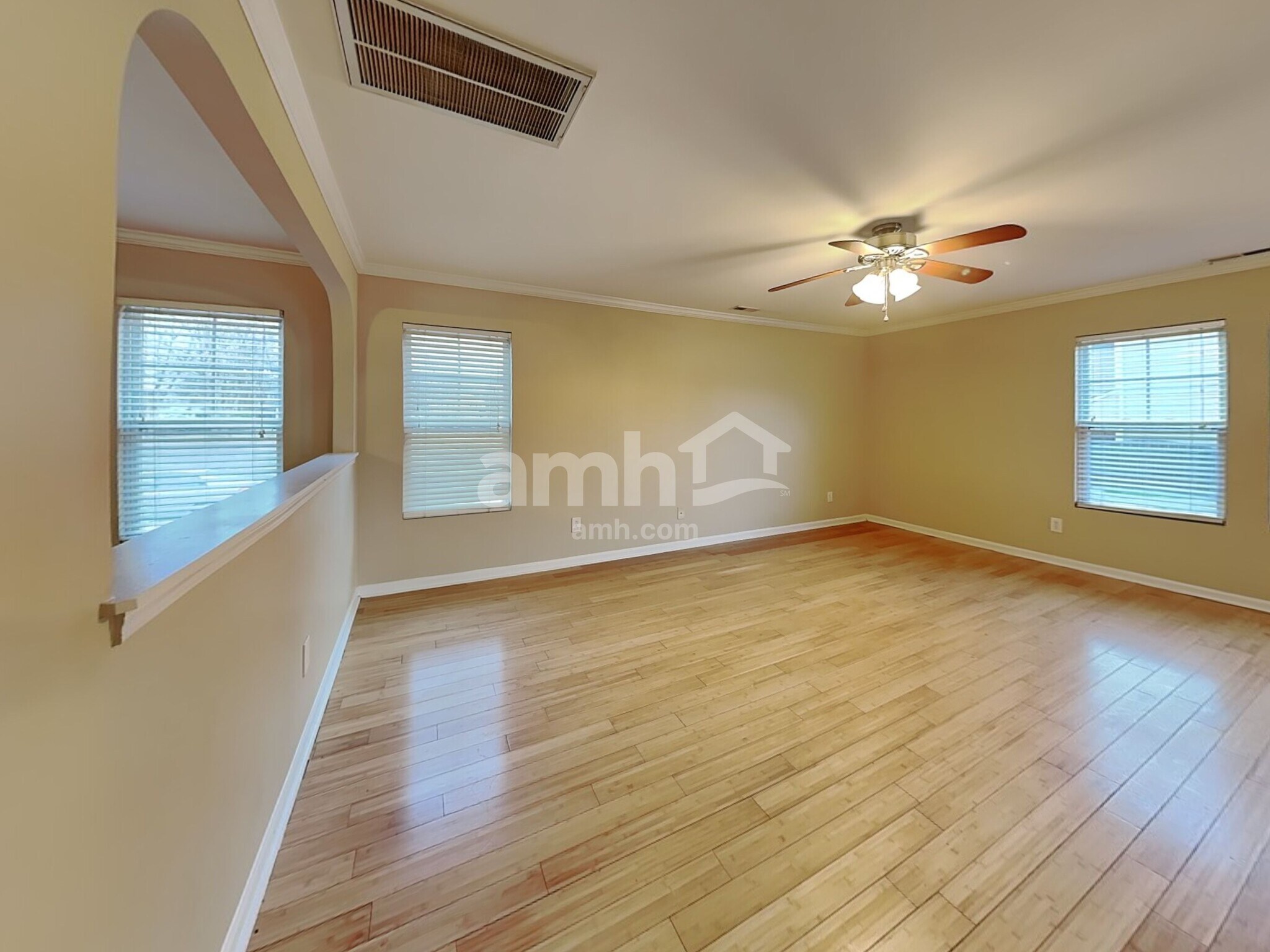 Building Photo - 1001 Collington Dr