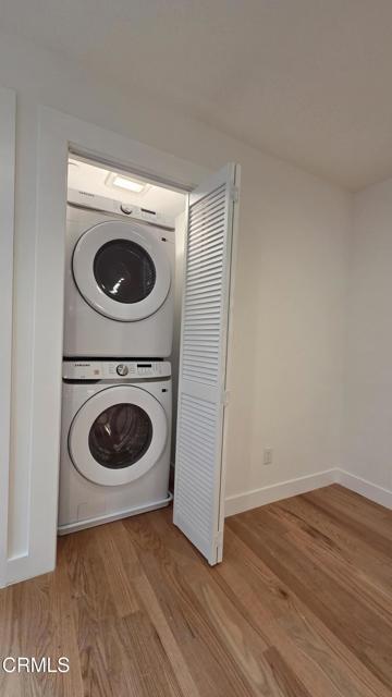 Building Photo - 917 N Ridgewood Pl