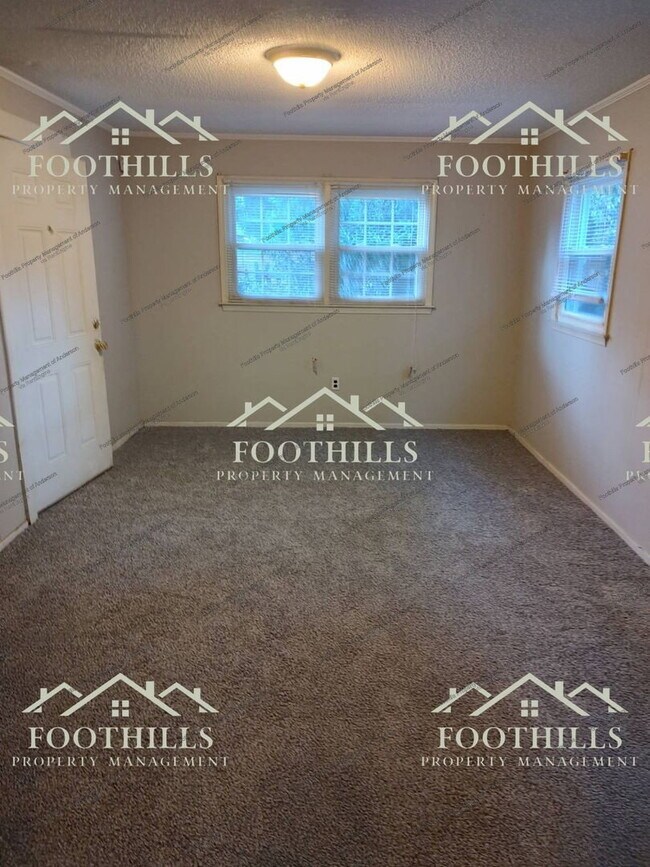 Building Photo - 507 Rose Hill St
