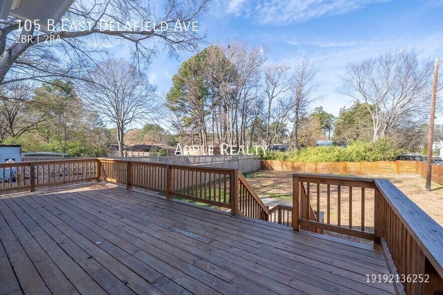 Building Photo - 105 E Delafield Ave