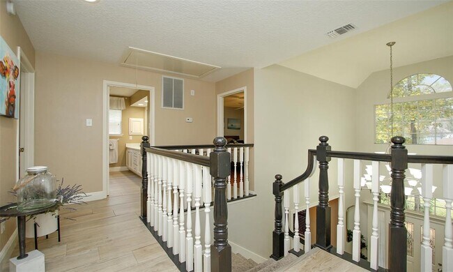 Building Photo - 98 N Cochrans Green Cir