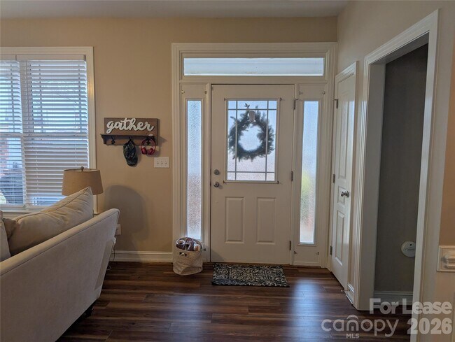 Building Photo - 20207 Colony Point Ln