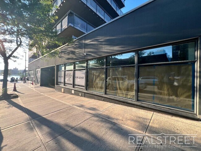 Floorplan - 349-351 Kent Ave