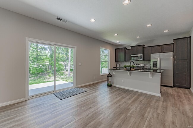 Building Photo - 9808 Blyth Dr