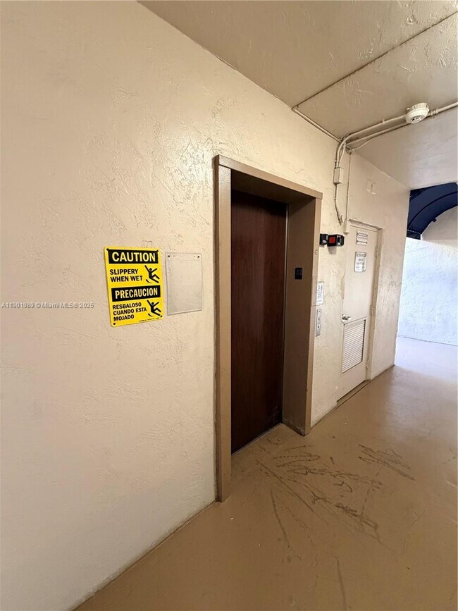 Building Photo - 7715 SW 86th St