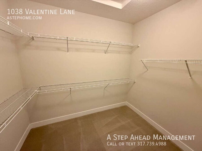 Building Photo - 1038 Valentine Ln