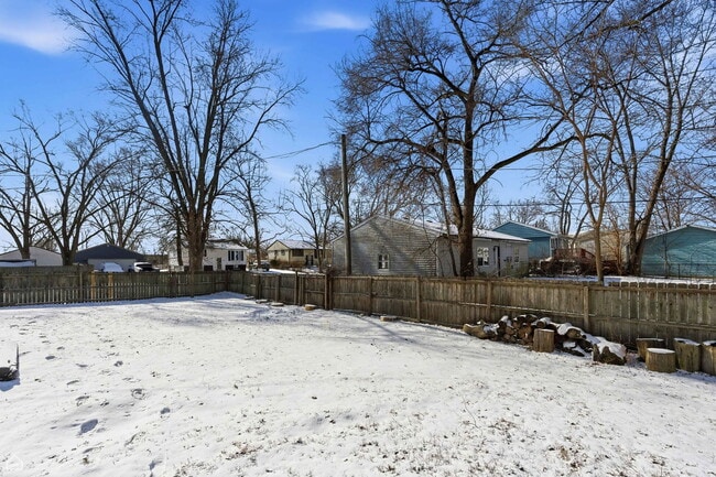 Building Photo - 22180 Navaho Ave