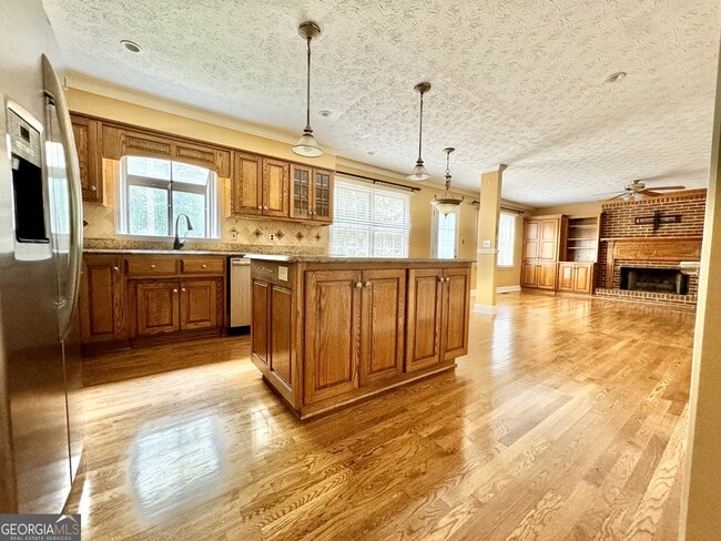 Building Photo - 155 Autumn Moon Trail