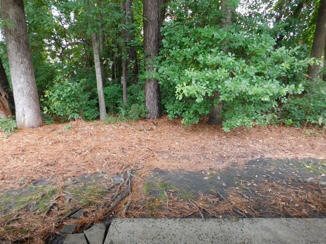 Building Photo - 1522 College Way