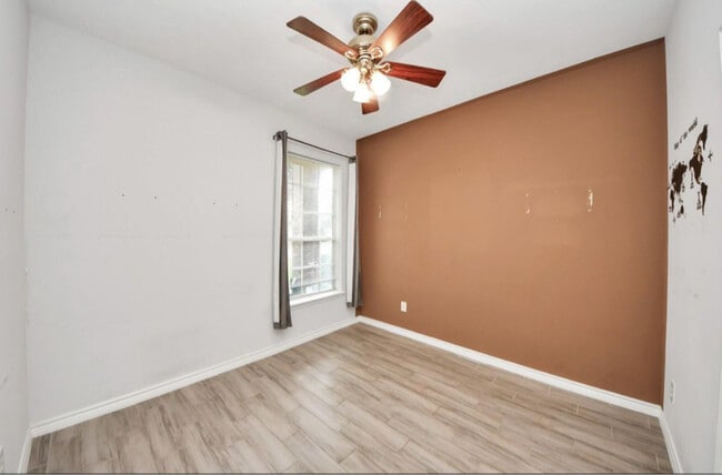Building Photo - 11514 Mill Bridge Ct