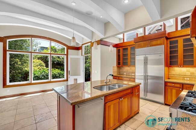 Building Photo - Lower Haight: Single Family Home with Yard...