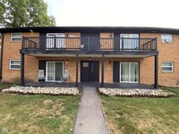 Building Photo - 6262 Eastridge Dr