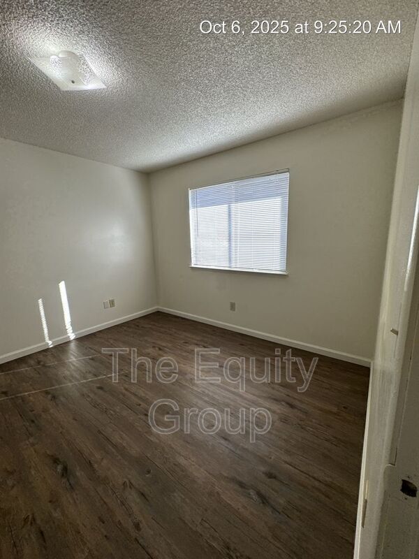 Building Photo - 2941 W Caldwell Ave