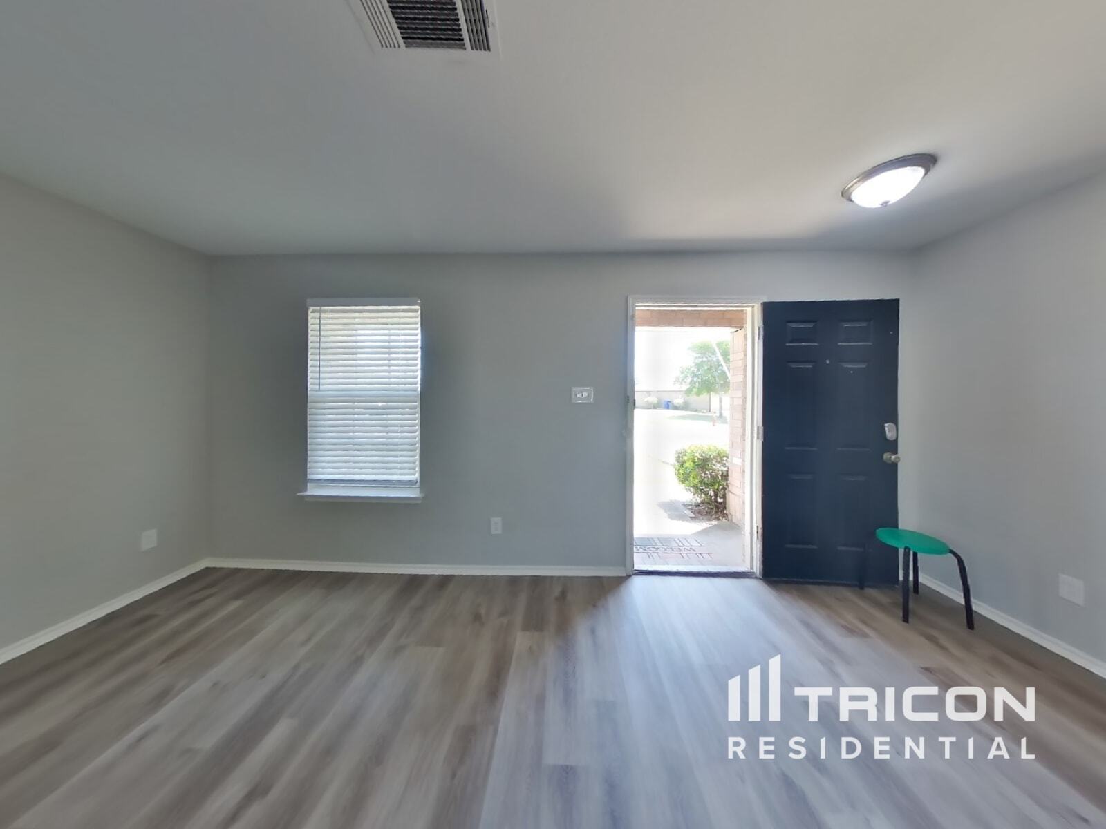 Building Photo - 206 Cornell Dr