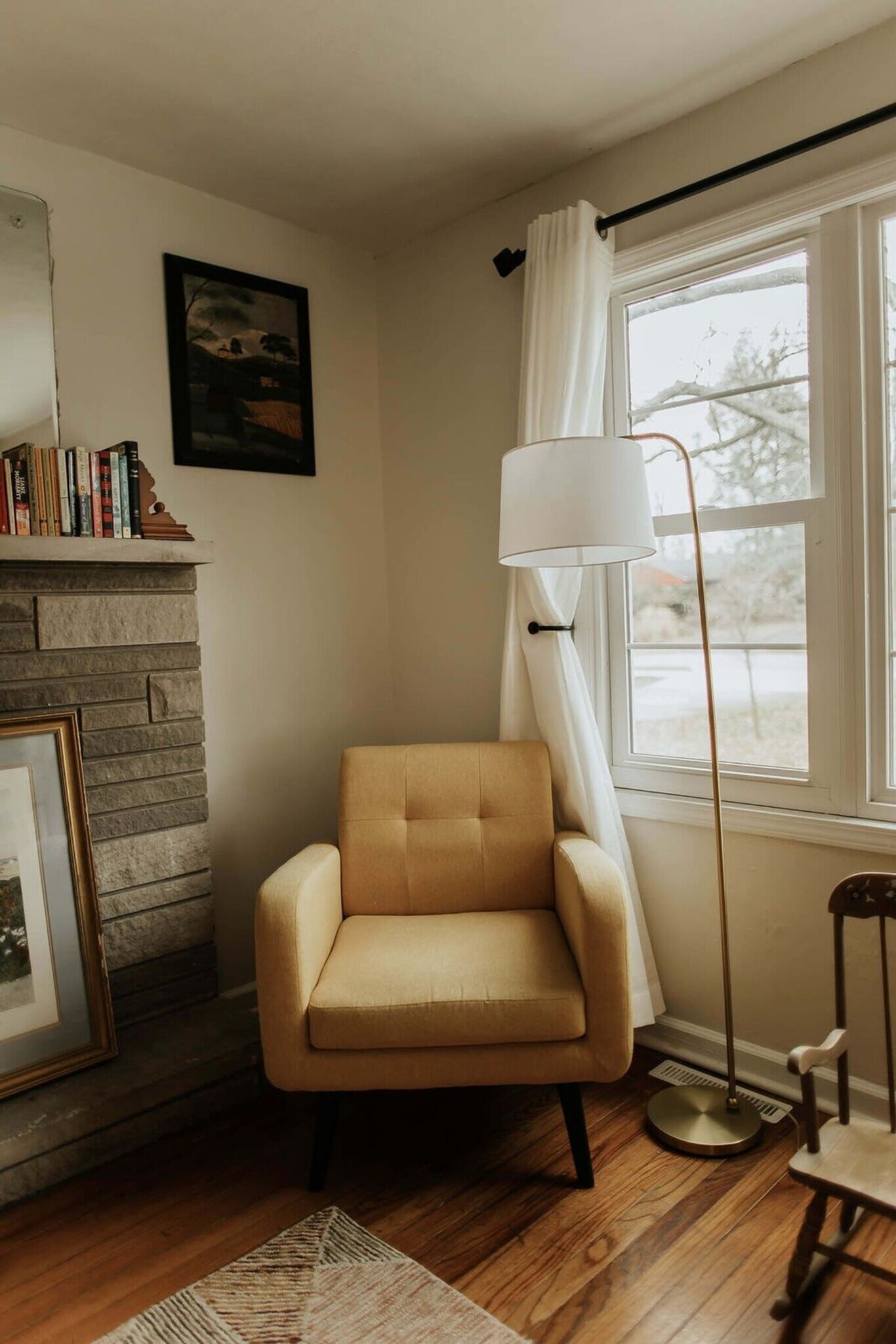 Building Photo - 909 S Mitchell St