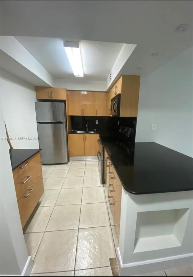 Building Photo - 1805 Sans Souci Blvd