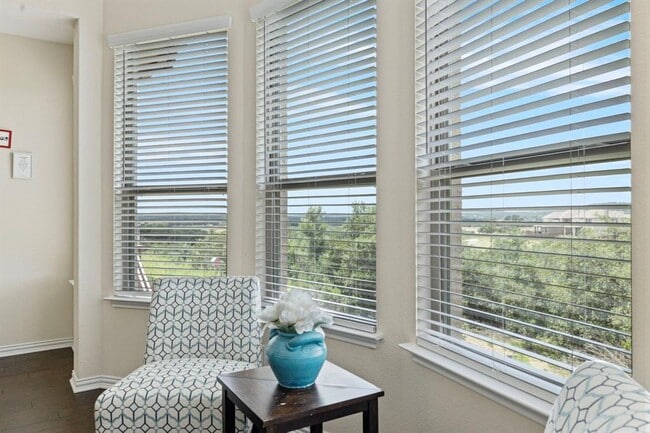 Building Photo - 7716 Pace Ravine Dr