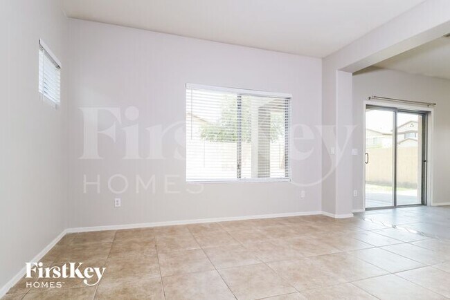 Building Photo - 9918 W Bloch Rd