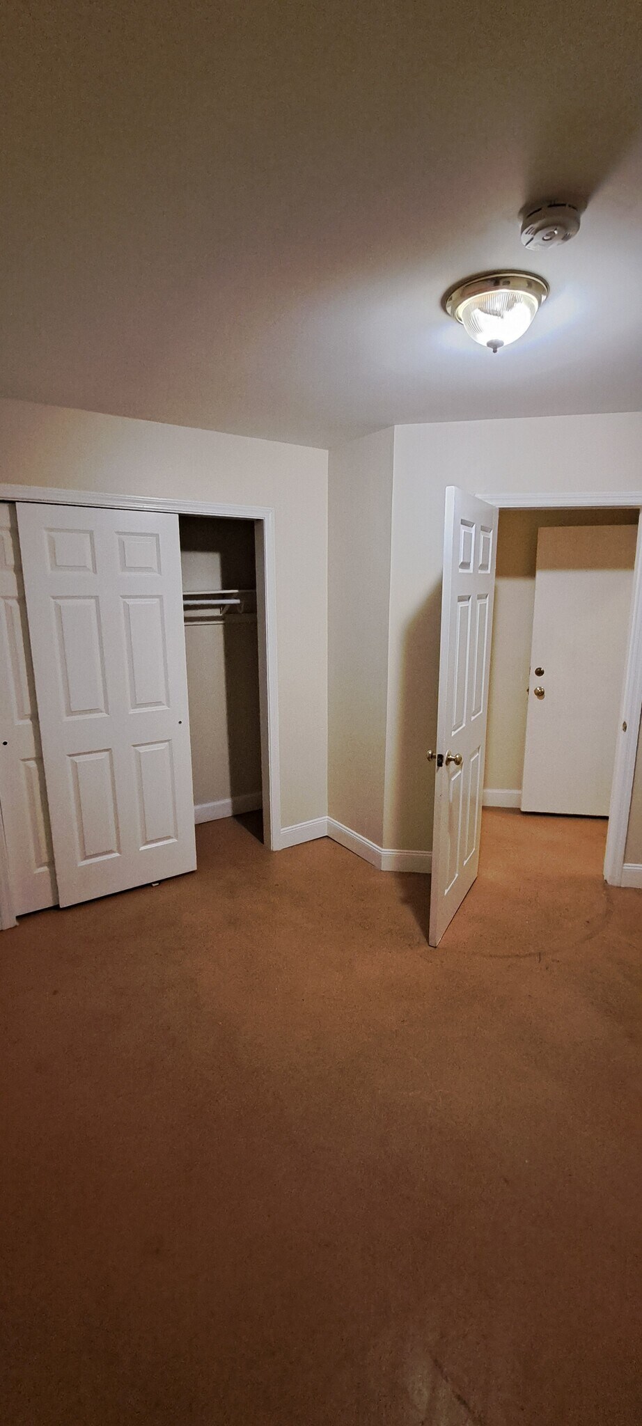 Building Photo - 3227 7th Ave