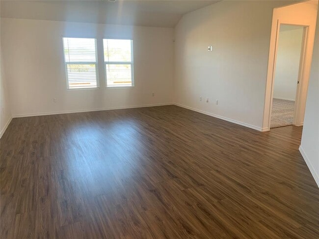 Building Photo - 530 Jack Ryan