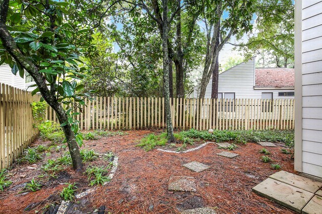 Building Photo - 36 N Autumnwood Way