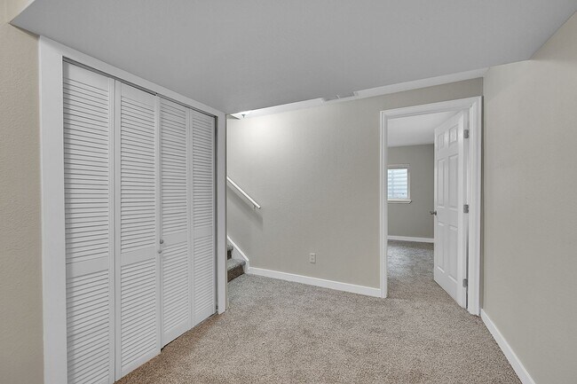 Building Photo - 7732 Middle Bay Way