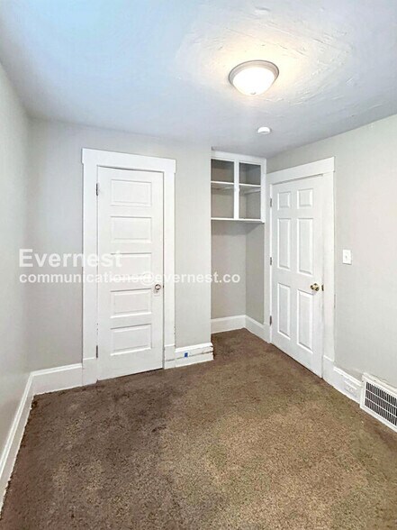 Building Photo - 12041 Belden Ave