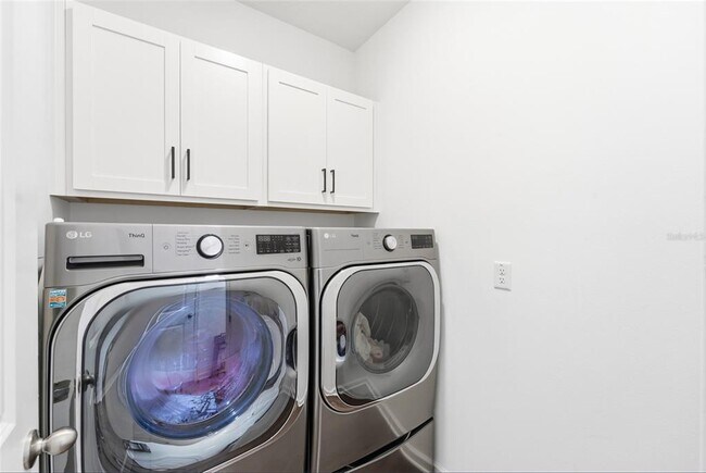 Building Photo - 5378 Lake Virginia St