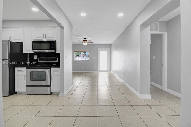 Building Photo - 11740 SW 182nd Terrace