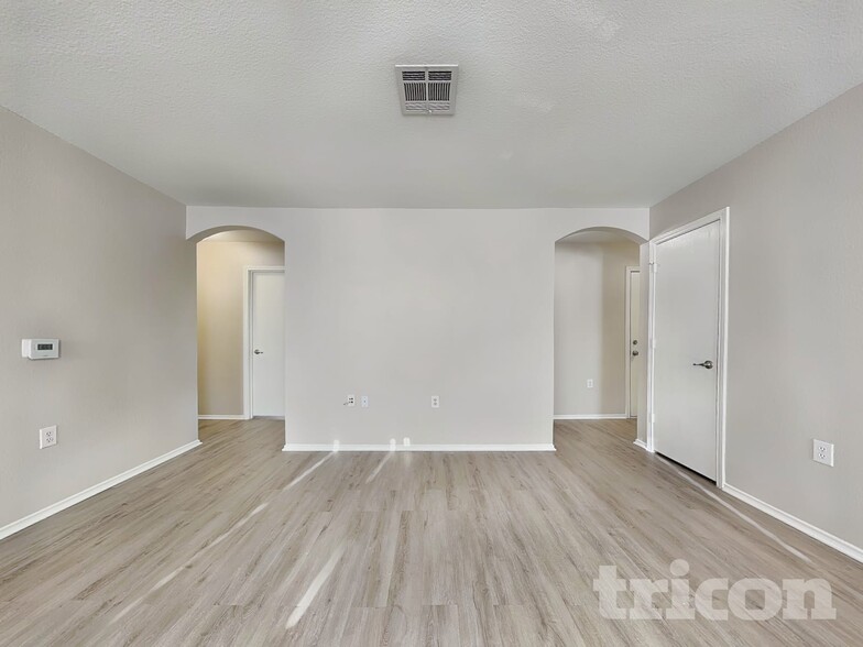 Building Photo - 12529 Sky Harbor Dr