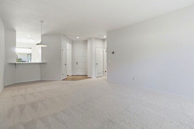 Building Photo - 101 Shorebird Cir