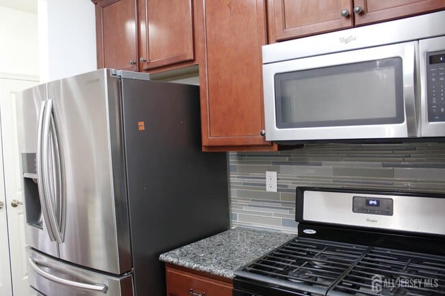 Building Photo - 446 Micali Way
