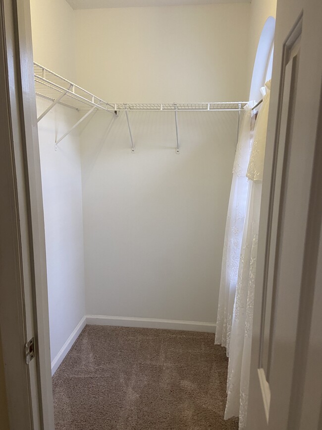 Primary Bedroom Closet - 1309 Ujamaa Dr