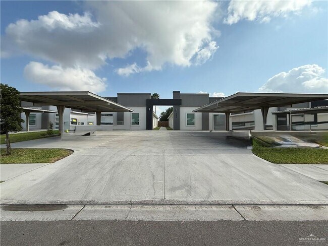 Primary Photo - 212 Lauryn Dr
